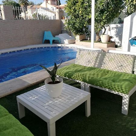 Piso entero en semi sótano con Piscina salína privada San Pedro del Pinatar Exterior foto
