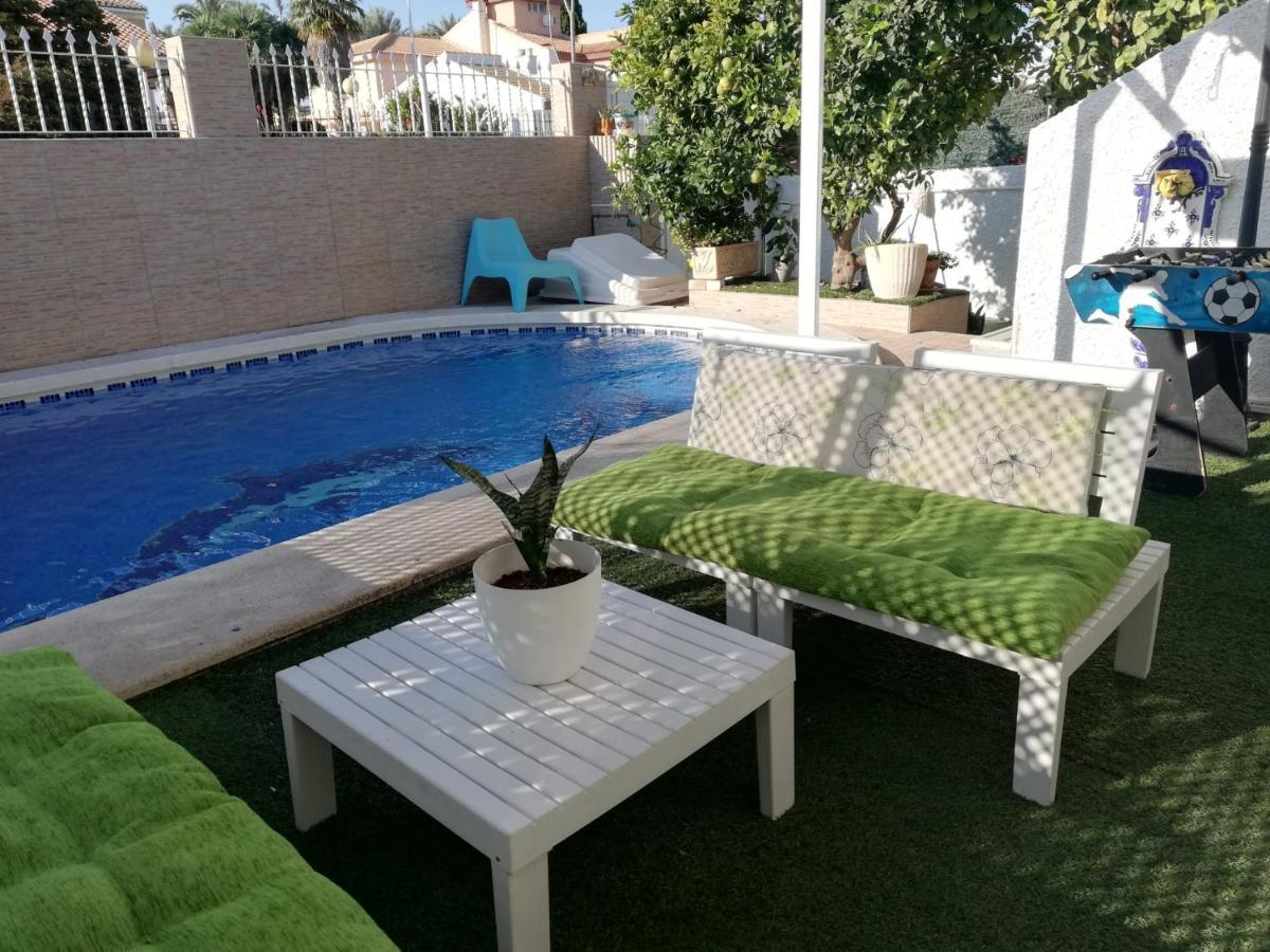 Piso entero en semi sótano con Piscina salína privada San Pedro del Pinatar Exterior foto