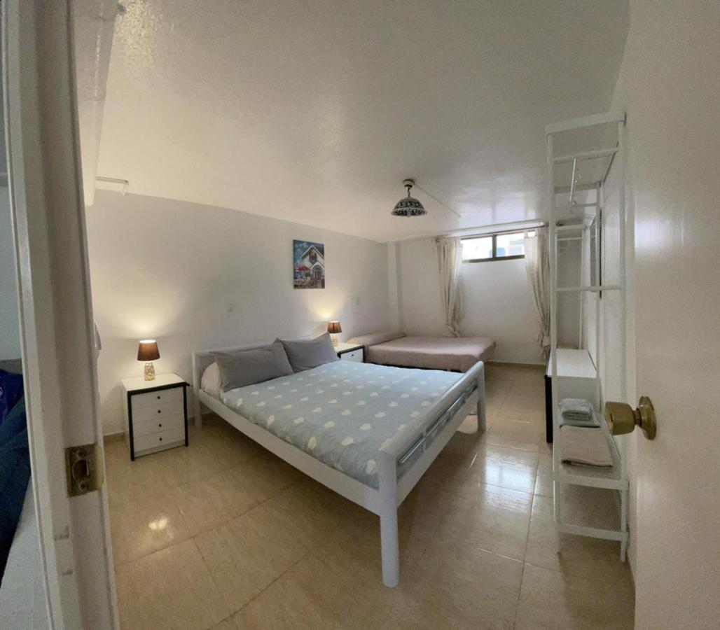 Piso entero en semi sótano con Piscina salína privada San Pedro del Pinatar Exterior foto