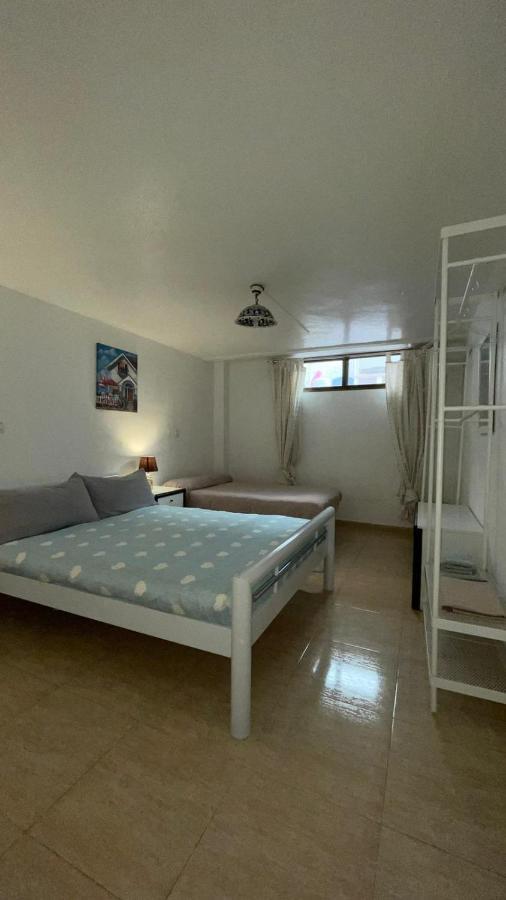 Piso entero en semi sótano con Piscina salína privada San Pedro del Pinatar Exterior foto
